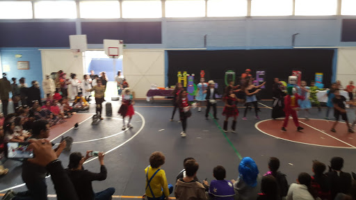 Foto 1 de London School Primaria
