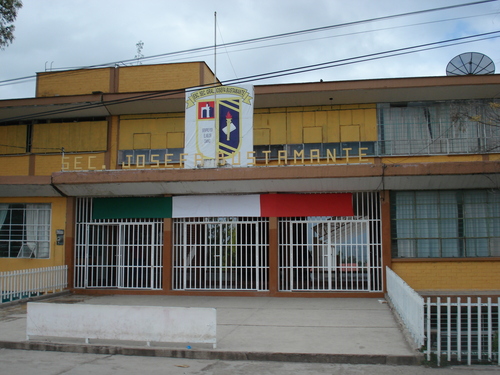 Foto 1 de Escuela Secundaria General Josefa Bustamante