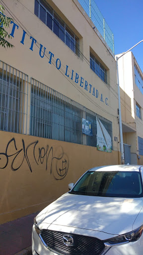 Foto 1 de Instituto Libertad