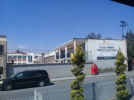 Foto 1 de Escuela Primaria Francisco López Rayon