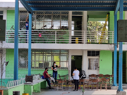 Foto 1 de Escuela Profesor Alfredo Esparza Velázquez