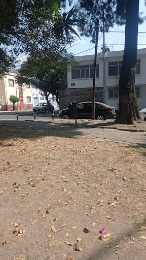 Foto 1 de Escuela Mexicana