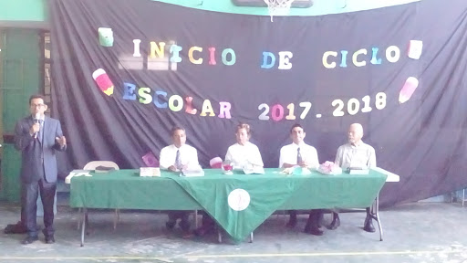 Foto 1 de Colegio Constitución Mexicana (Preescolar, Secundaria y Preparatoria)