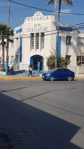 Foto 1 de Escuela Primaria Dr. Lucas Lazcano Turno Matutino