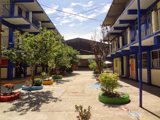 Foto 1 de Centro Educativo Benemérito de las Américas