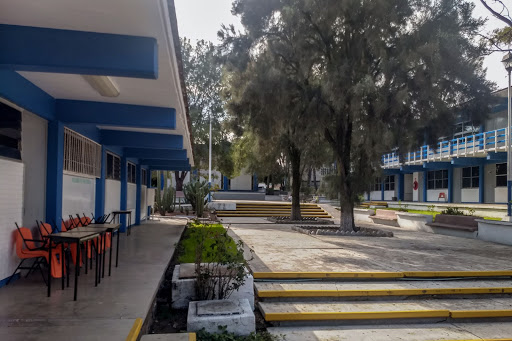 Centenaria Y Benemérita Escuela Normal del Estado De Querétaro "Andrés Balvanera"