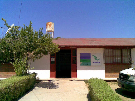 Foto 1 de ISEA Plaza Comunitaria Alamos Centro de Maestros