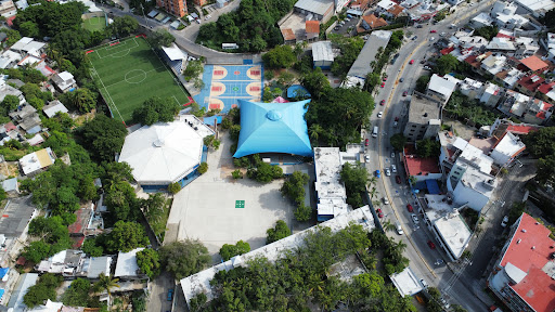 La Salle College