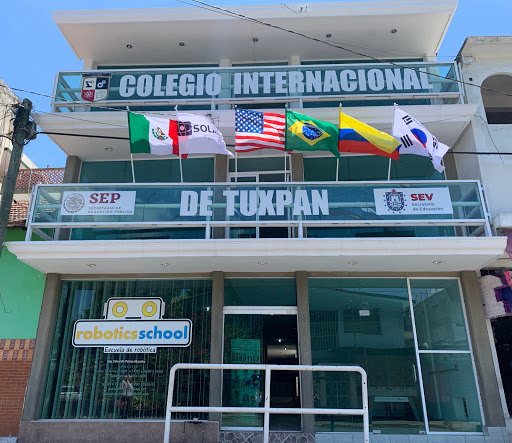 Colegio Internacional de Tuxpan