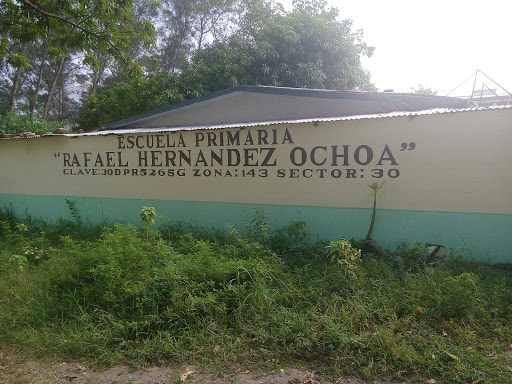 Foto 1 de Escuela Primaria Federal Rafael Hernández Ochoa