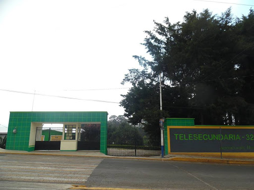 Foto 1 de Telesecundaria Número 32