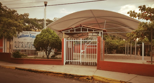 Foto 1 de Escuela Primaria Emiliano Zapata