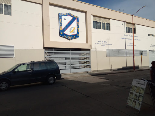Foto 1 de Colegio J. Guadalupe Fernández