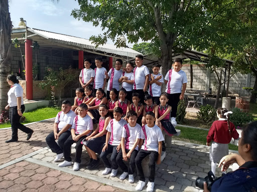 Foto 1 de Colegio Villagrán A.C. Sección Primaria y Secundaria