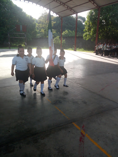 Escuela PriMaría Doctor Samuel León Brindis