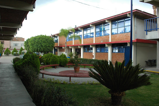 Foto 1 de UDG: Regional High School of San Juan de los Lagos