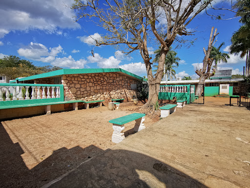 Escuela Primaria "Bénito Juárez"