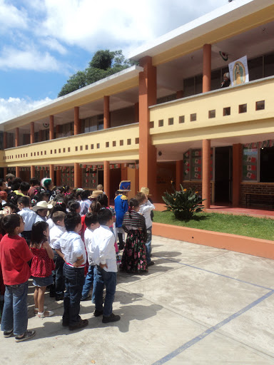 Veracruz Centro Escolar (primary and secondary)