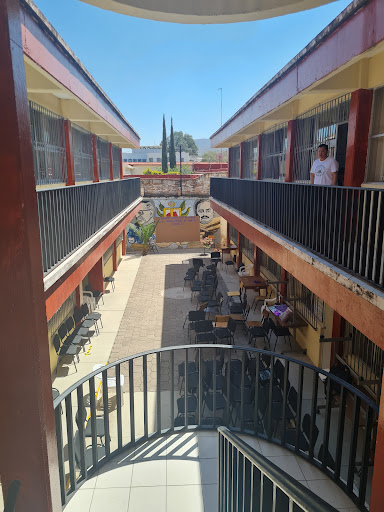 Foto 1 de Escuela Normal Superior Oficial de Guanajuato (ENSOG), Subsede San José Iturbide
