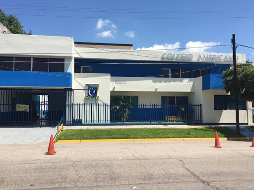 Foto 1 de American College of Los Mochis