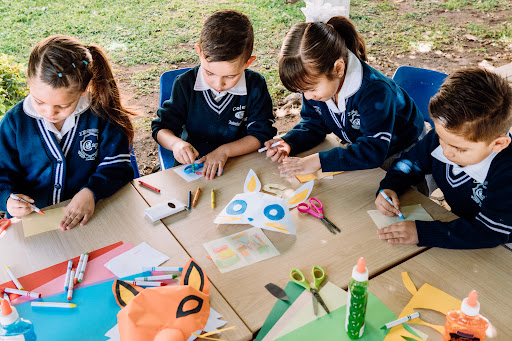 COLEGIO ANTONIA PALOMARES