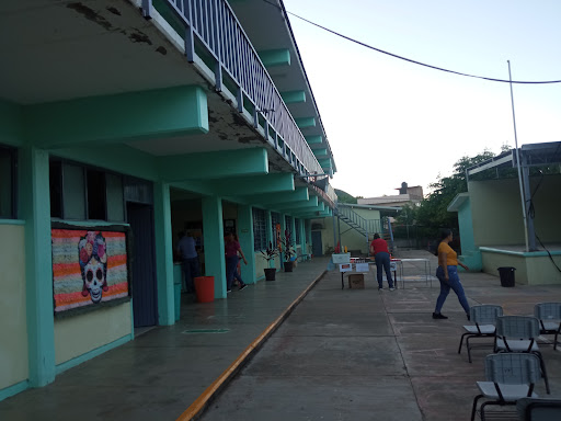 Foto 1 de Escuela Primaria Plan de Ayala