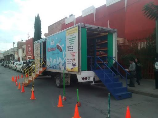 Foto 1 de Escuela Primaria Oficial Heróinas Mexicanas