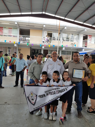 Foto 1 de Lions Club Elementary School San Nicolas