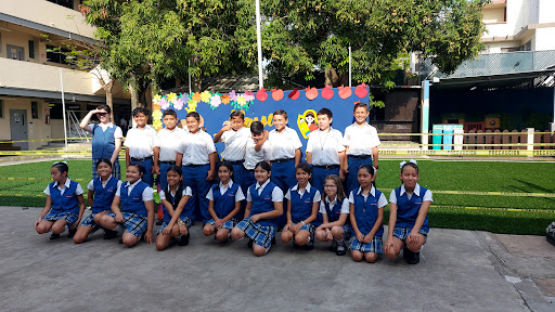Foto 1 de MontAmerican College School of Tampico