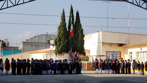 Escuela Primaria Urbanal Federal Eva Sámano de López Mateos en Calpulalpan