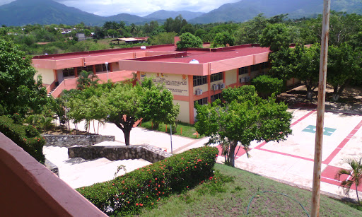 CECyTE Guerrero Plantel 05 Petatlán en Petatlán