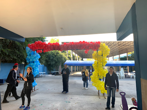 Colegio Montferrant de los Mochis en Los Mochis
