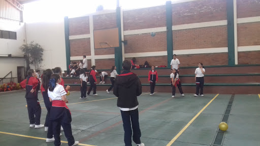 Colegio Jose Ma. Cazares A.C. en Morelia