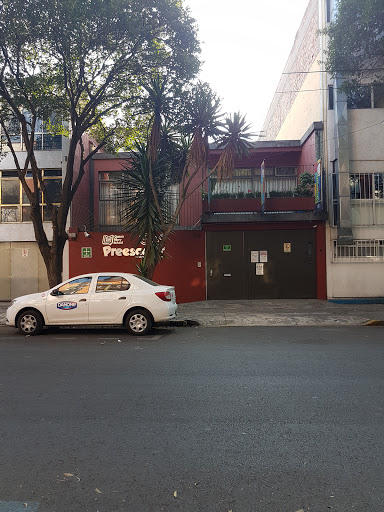 Queen Mary Primary and Secondary School en Cuauhtémoc, Mexico City