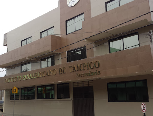 Pan American Institute of Tampico en Tampico