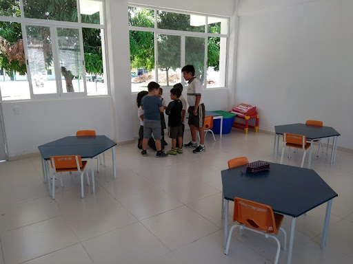 Colegio Porfirio Gaytán Nuñez en Colima