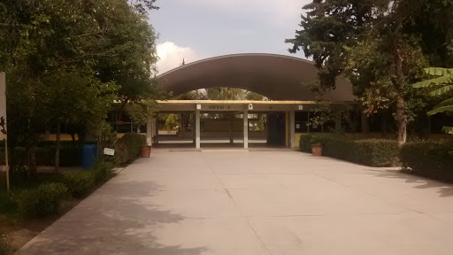 13 Technical High School,