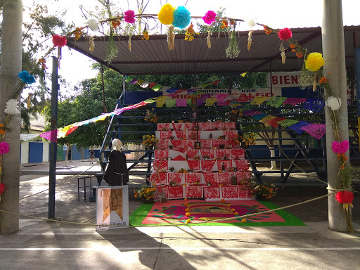 Miguel Hidalgo Elementary school en Uriangato