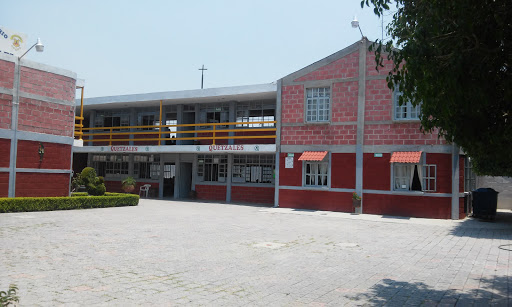Instituto Quetzalcóatl en Cortazar