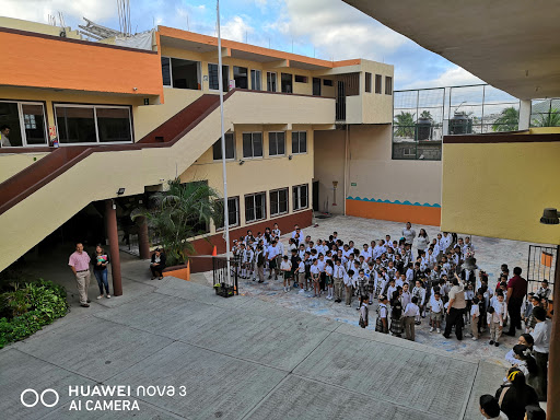 Colegio Maoc Hippocampo en Cabo San Lucas