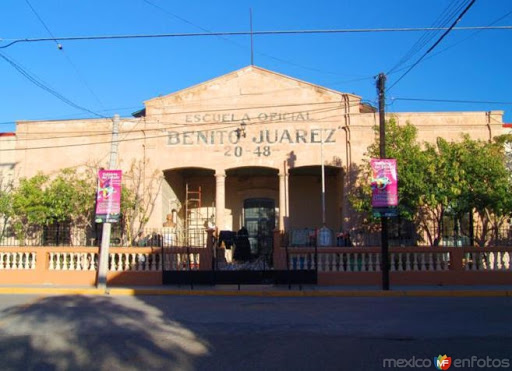 Benito Juarez Elementary School en Pedro Meoqui