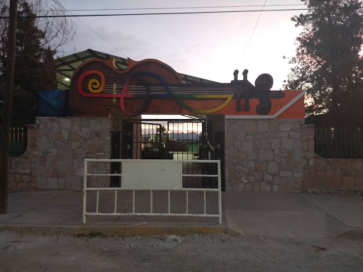 Escuela Primaria Silvestre Revueltas en Santiago Papasquiaro
