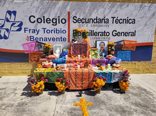 Colegio Fray Toribio de Benavente-Sahagún en Tepeapulco