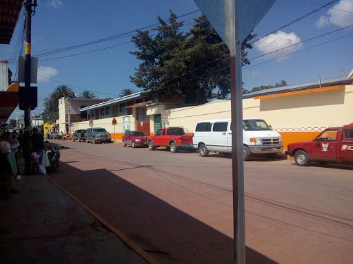 Escuela primaria 18 de marzo en Cuautepec de Hinojosa