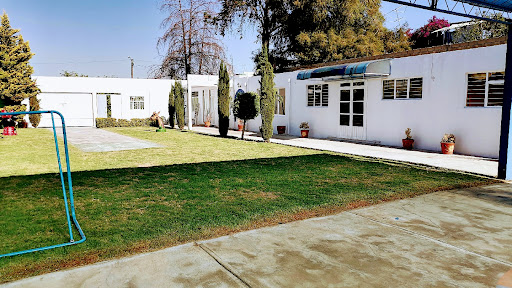 Colegio Heriberto Enríquez Rodríguez en Capulhuac de Mirafuentes
